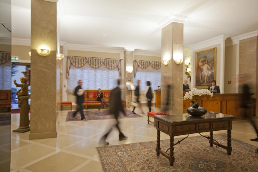 Palace Hotel Bari Exterior photo
